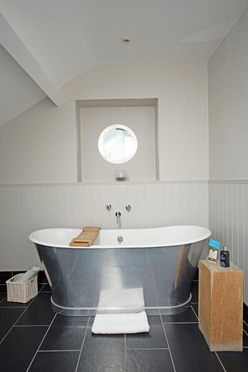 Harbourmaster Hotel Aberaeron